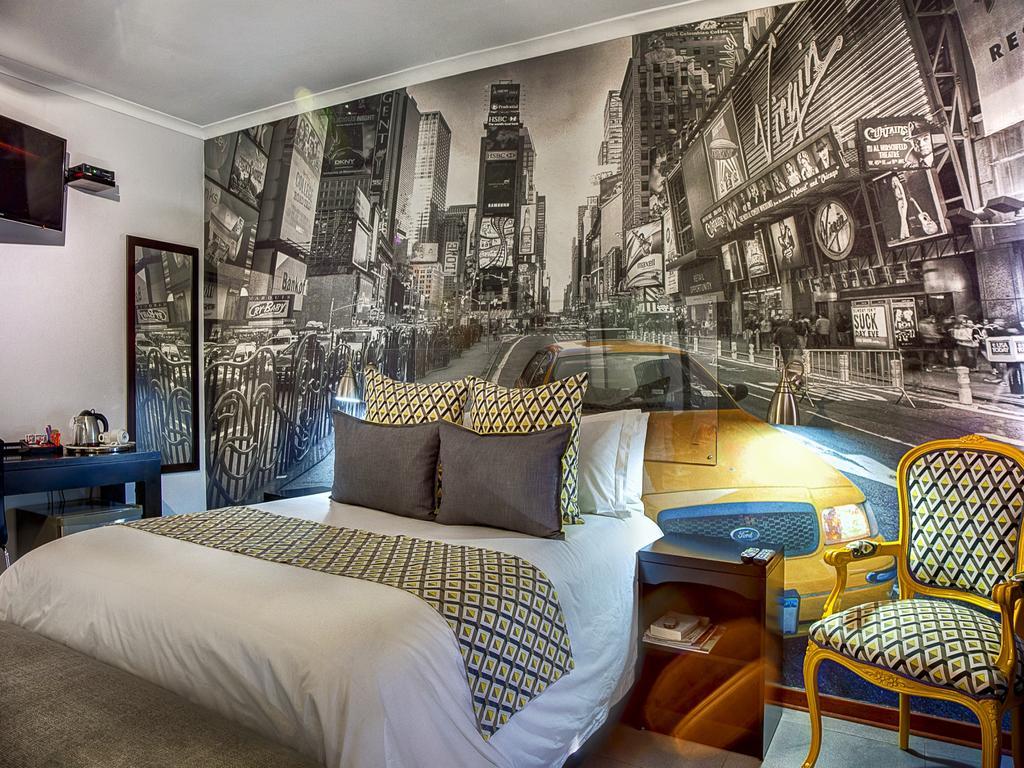 Yalla Yalla Boutique Hotel Witbank Extérieur photo