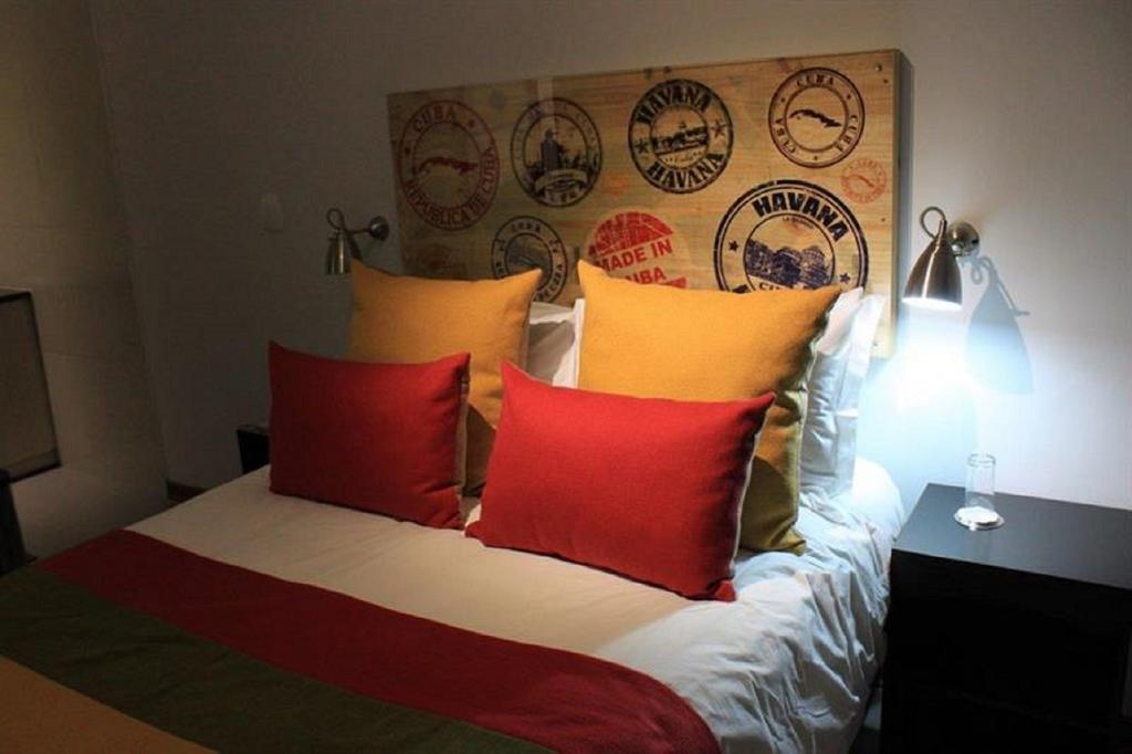Yalla Yalla Boutique Hotel Witbank Extérieur photo