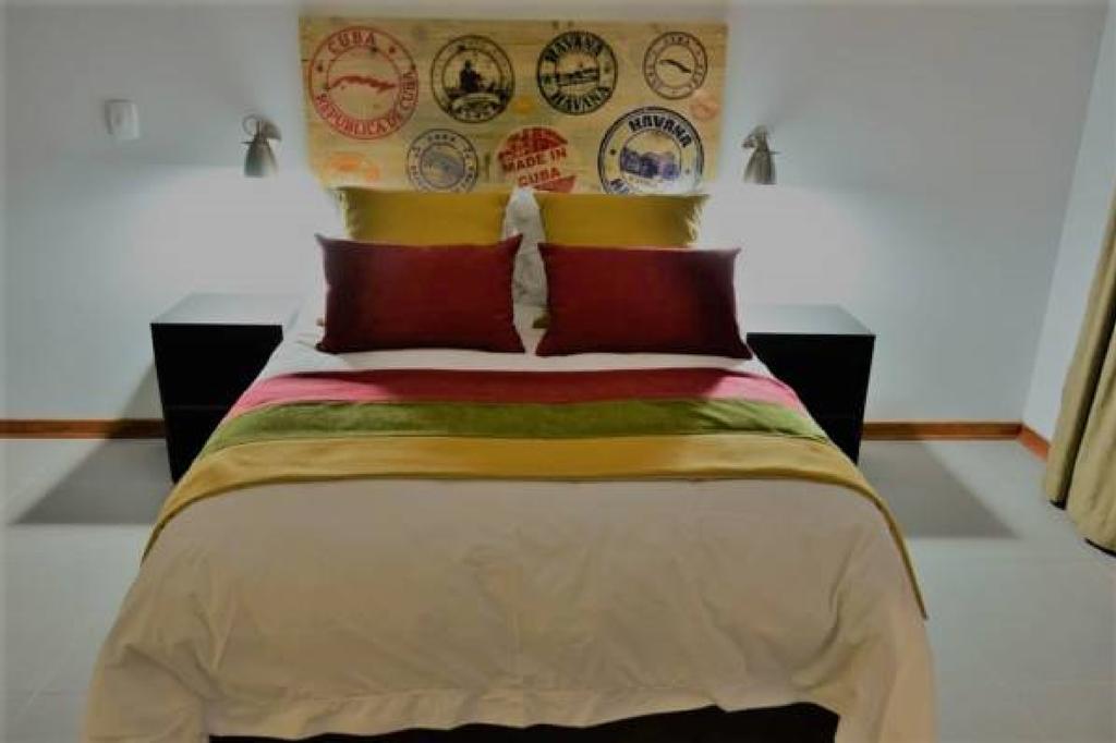 Yalla Yalla Boutique Hotel Witbank Extérieur photo